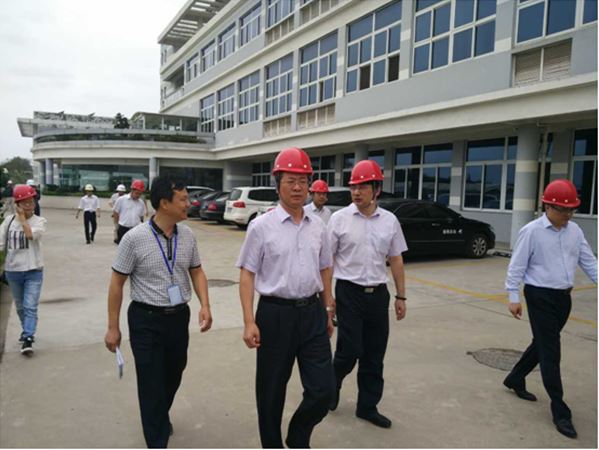 海门市长一行国庆节前检查登录入口药业